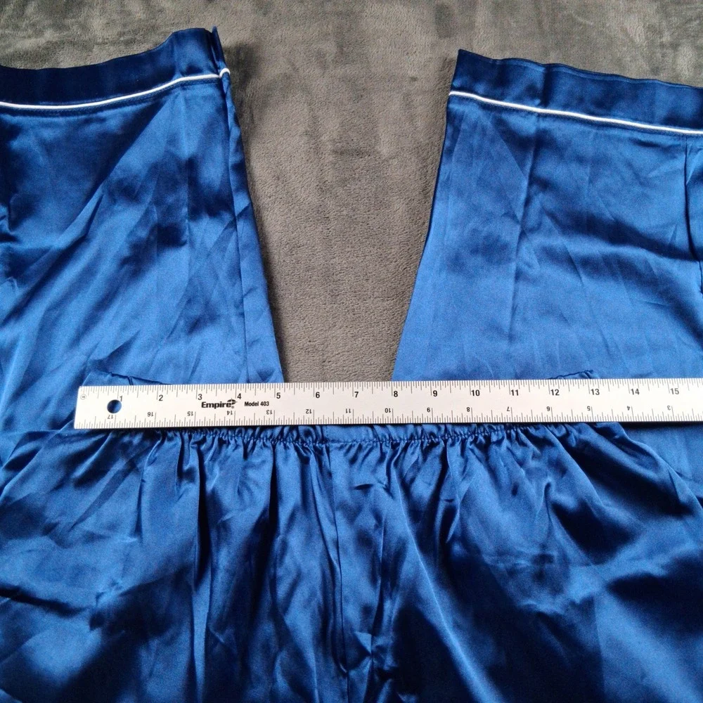 NWT Cupshe Pajama Set Women Medium Blue Satin Short Sleeve Top Long Pants Piping